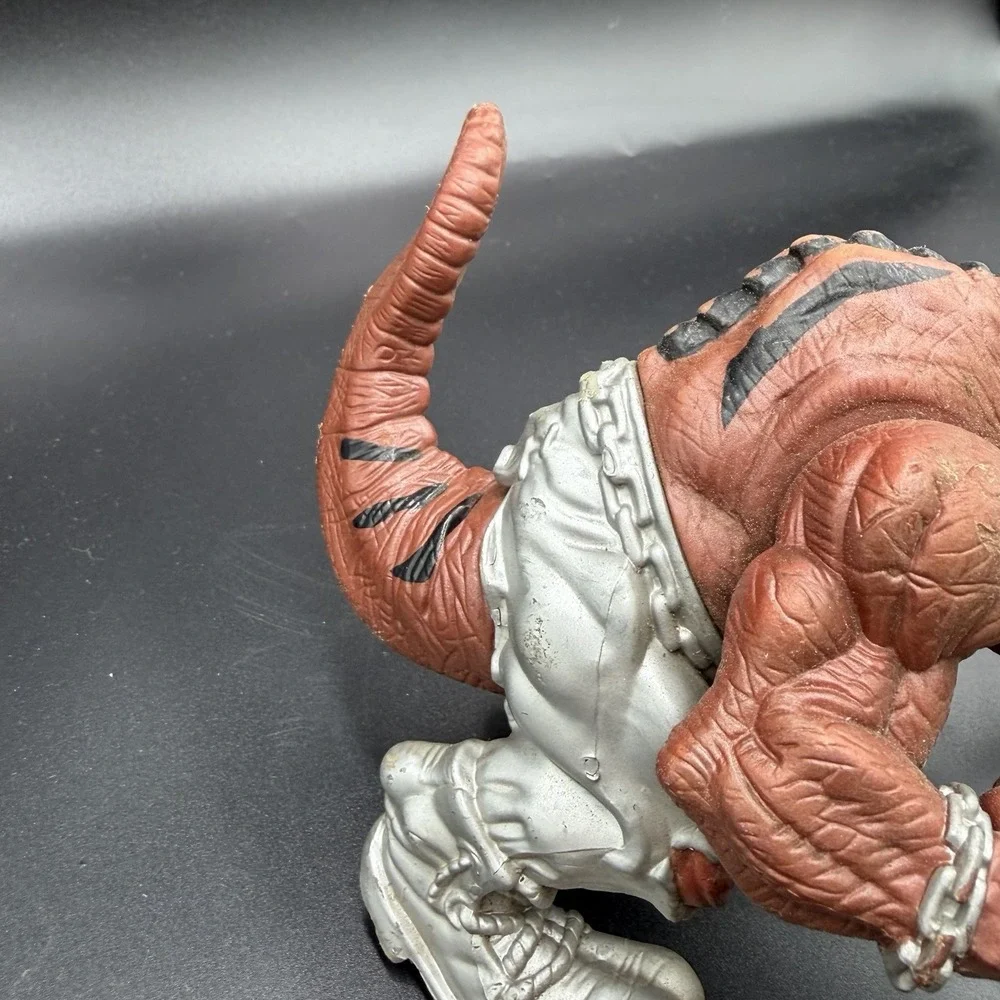 Extreme Dinosaurs T-Bone War Paint Edition Avon Variant Vintage 1996 Mattel Rare